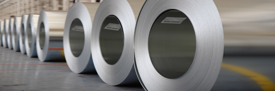 Rolls of galvanized steel sheet inside the factory or warehouse. Source: Shutterstock, author: TGeorge